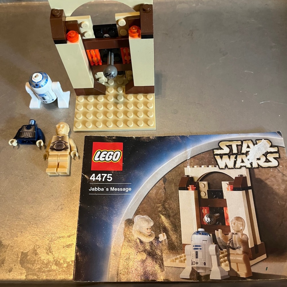LEGO Star Wars Set #4475 - Jabba's Message - R2-D2 & C-3PO Bib Fortuna Torso - Picture 1 of 3